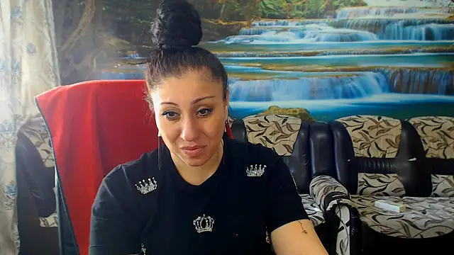 MoistMady online show from 04-15-26, 12:10