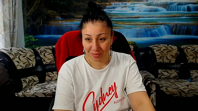 MoistMady online show from 03-31-26, 05:31