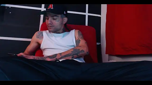 Christian Stiven1 online show from 11-27-25, 03:12