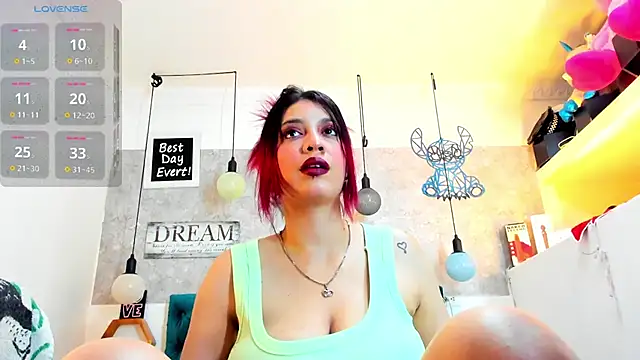 Snapshot of Rebeca_xs chatting on 02-09-25, 06:33 Rebeca xs online show from 02-09-25, 06:33
