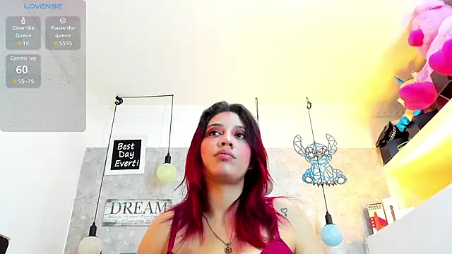 Snapshot of Rebeca_xs chatting on 03-06-25, 07:47 Rebeca xs online show from 03-06-25, 07:47