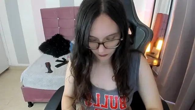 Wanda sg online show from 11-21-25, 06:18