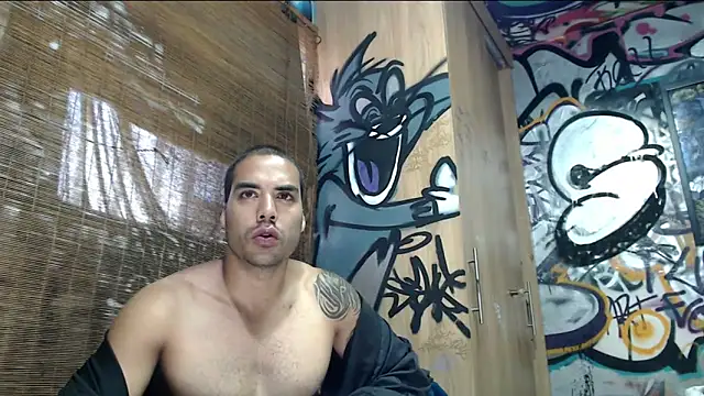 Justin Frank online show from 04-14-26, 01:05