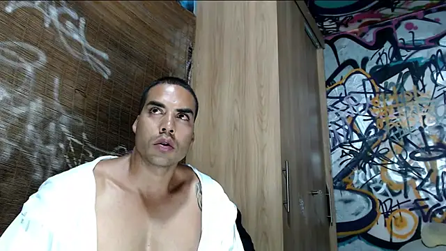 Justin Frank online show from 10-31-25, 02:41