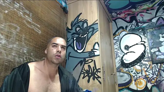 Justin Frank online show from 06-11-26, 02:22