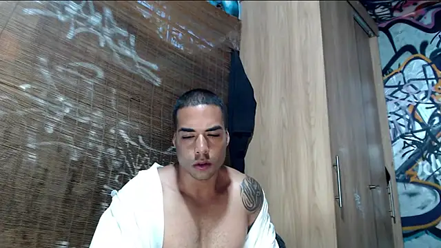 Justin Frank online show from 11-27-25, 10:43