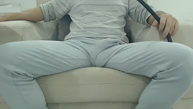 Snapshot of masterxmonster chatting on 02-20-26, 01:57 masterxmonster online show from 02-20-26, 01:57