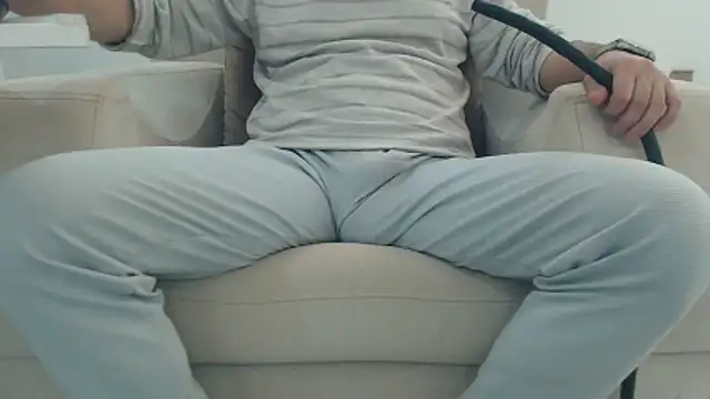 Snapshot of masterxmonster chatting on 02-08-26, 01:47 masterxmonster online show from 02-08-26, 01:47