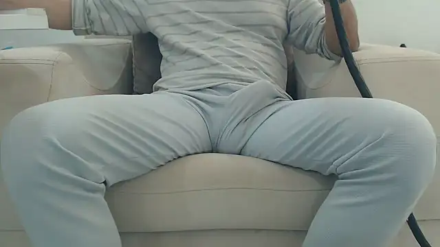 Snapshot of masterxmonster chatting on 02-25-26, 02:12 masterxmonster online show from 02-25-26, 02:12