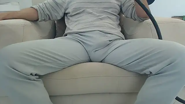 Snapshot of masterxmonster chatting on 01-19-26, 07:56 masterxmonster online show from 01-19-26, 07:56