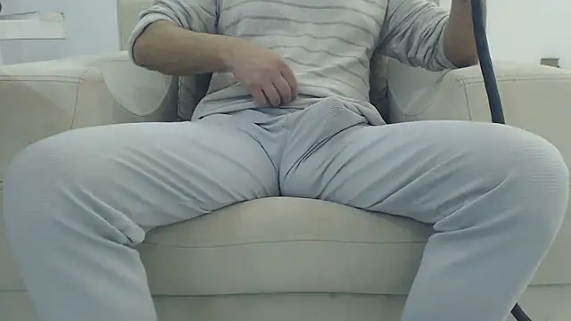 Snapshot of masterxmonster chatting on 02-06-26, 07:32 masterxmonster online show from 02-06-26, 07:32