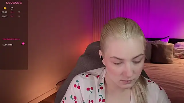 Snapshot of elinanortas chatting on 05-06-26, 05:22 elinanortas online show from 05-06-26, 05:22