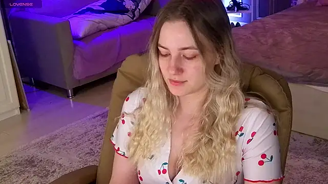 elinanortas online show from 10-09-25, 01:06