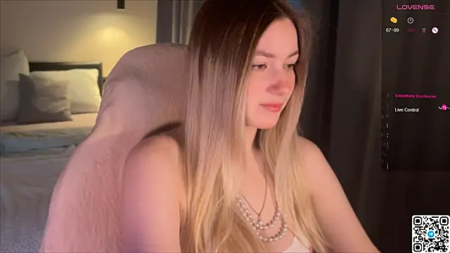 elinanortas online show from 11-25-25, 05:41