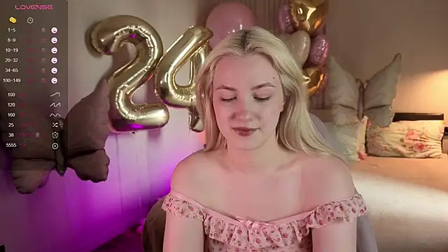 Snapshot of elinanortas chatting on 06-16-26, 06:24 elinanortas online show from 06-16-26, 06:24