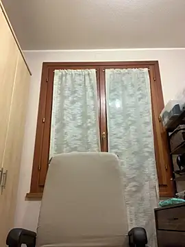 vanda26hot online show from 04-14-26, 04:50