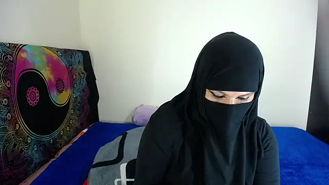 evelyn  salah online show from 04-21-26, 01:42