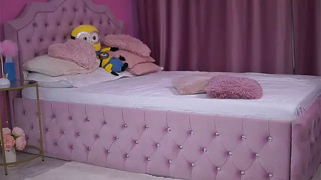 AshleySinn online show from 10-12-25, 03:46