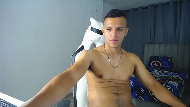 Snapshot of DavidAngell7 chatting on 03-13-25, 08:48 DavidAngell7 online show from 03-13-25, 08:48