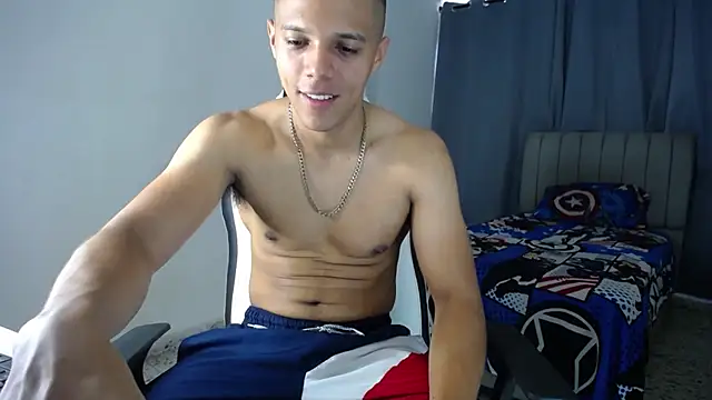 Snapshot of DavidAngell7 chatting on 03-21-25, 05:34 DavidAngell7 online show from 03-21-25, 05:34