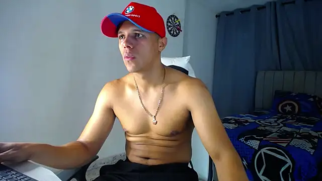 Snapshot of DavidAngell7 chatting on 01-12-26, 05:47 DavidAngell7 online show from 01-12-26, 05:47