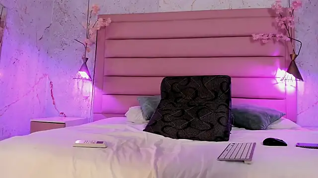 Scarleett 22 online show from 12-05-25, 08:06