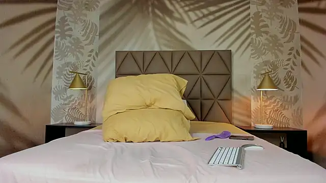 Scarleett 22 online show from 02-20-26, 08:00