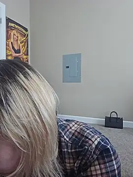 Snapshot of AmethystFoxx chatting on 07-01-26, 05:46 AmethystFoxx online show from 07-01-26, 05:46
