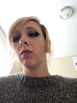 AmethystFoxx online show from 05-06-26, 09:30