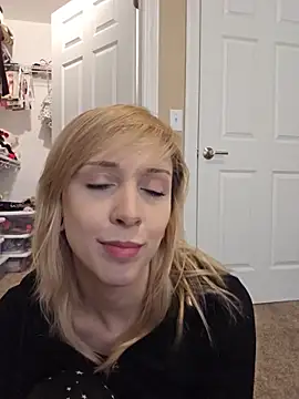 AmethystFoxx online show from 05-21-26, 05:32