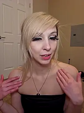 AmethystFoxx online show from 02-17-26, 10:40