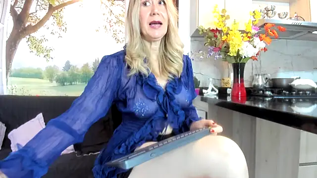 ashleymilf 1 online show from 03-29-26, 05:03