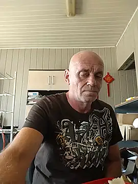 Snapshot of wilkalfa chatting on 07-13-26, 10:25 wilkalfa online show from 07-13-26, 10:25