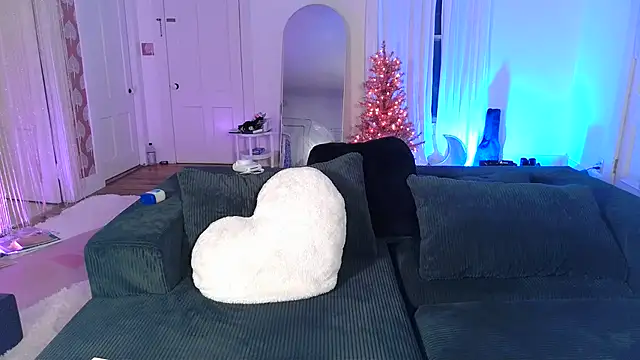 ashleyblaydex online show from 12-16-25, 12:15