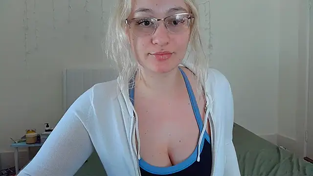 ashleyblaydex online show from 03-18-26, 07:48