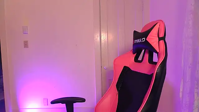 ashleyblaydex online show from 05-17-26, 02:00