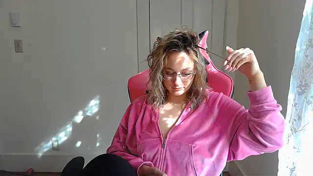 ashleyblaydex online show from 05-25-26, 09:02