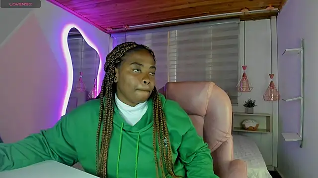 Snapshot of aleja17_xxx chatting on 09-22-25, 07:53 aleja17 xxx online show from 09-22-25, 07:53