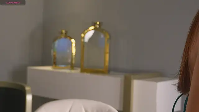 NaomiSainz online show from 03-15-26, 04:36