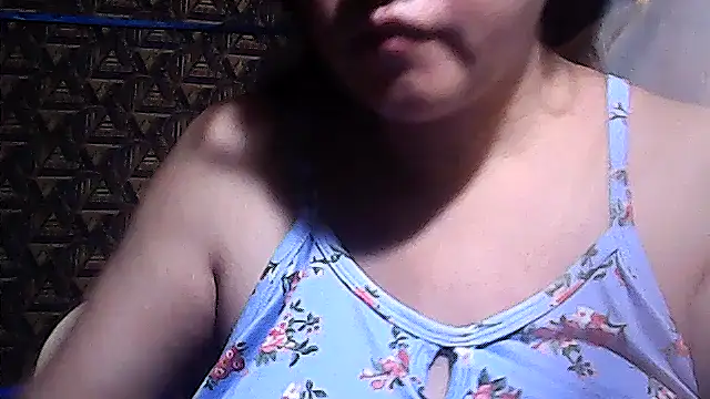 sweetsosie18 online show from 03-26-26, 05:00