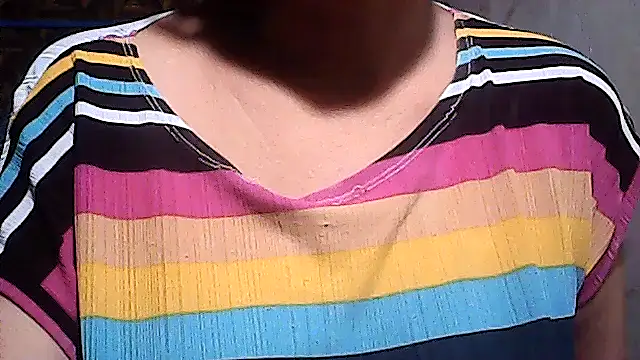 sweetsosie18 online show from 04-15-26, 06:45