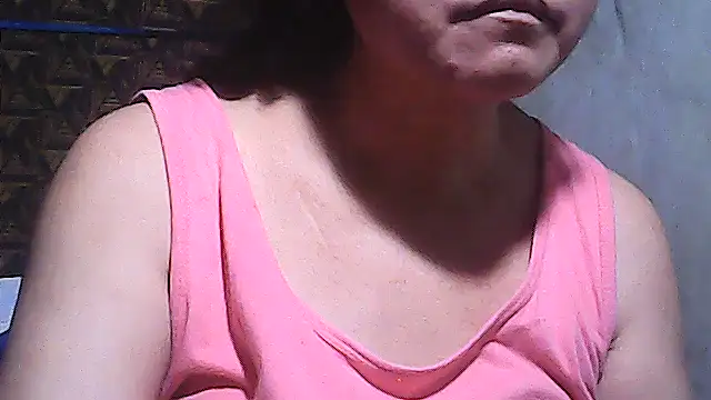 sweetsosie18 online show from 04-13-26, 11:47