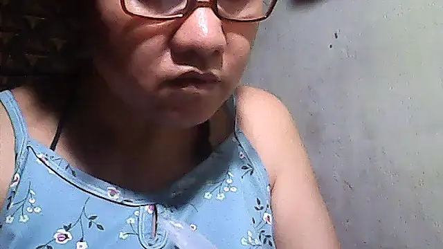 sweetsosie18 online show from 04-18-26, 08:16