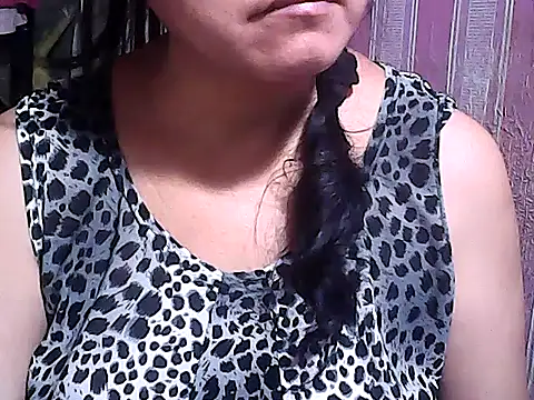 sweetsosie18 online show from 11-14-25, 07:12