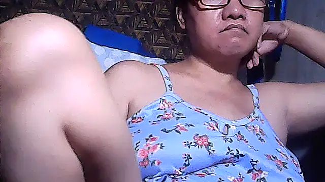 sweetsosie18 online show from 04-12-26, 08:56