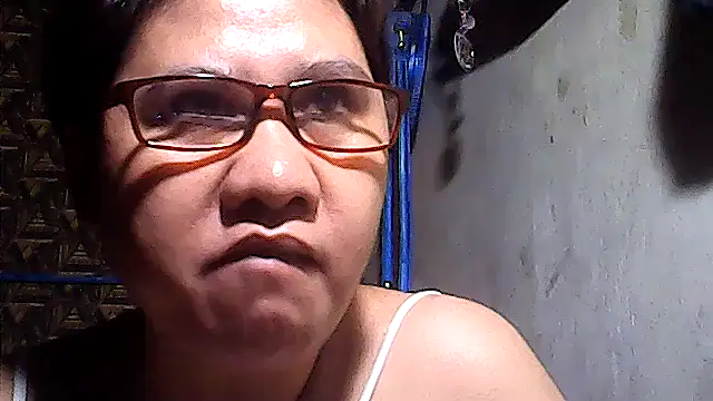 sweetsosie18 online show from 04-08-26, 07:48