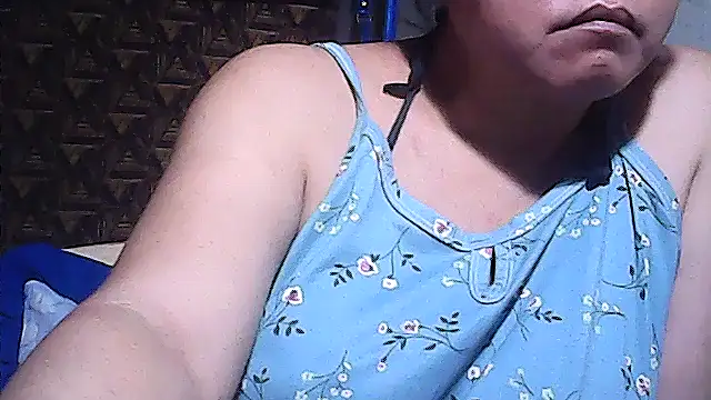 sweetsosie18 online show from 04-20-26, 06:27
