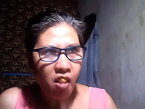 sweetsosie18 online show from 07-10-26, 10:48