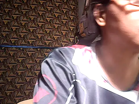sweetsosie18 online show from 05-06-26, 05:00