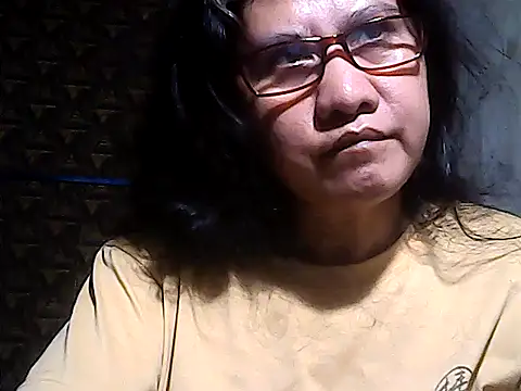 sweetsosie18 online show from 06-06-26, 01:44